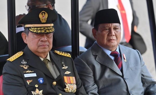 Daftar Tokoh Militer Yang Meneriman Gelar Jenderal Kehormatan Indonesia